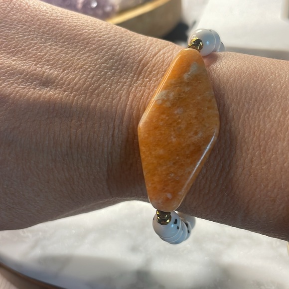 Dalmatian Jade & Orange Aventurine bracelet - Picture 2 of 5